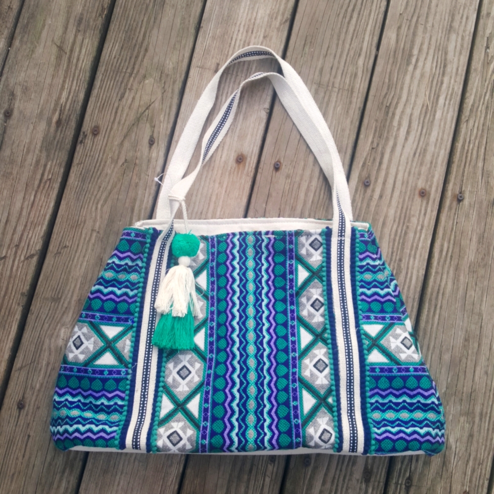 Brand NEW Summer Green Navy Woven Tassel Beach Tote Bag